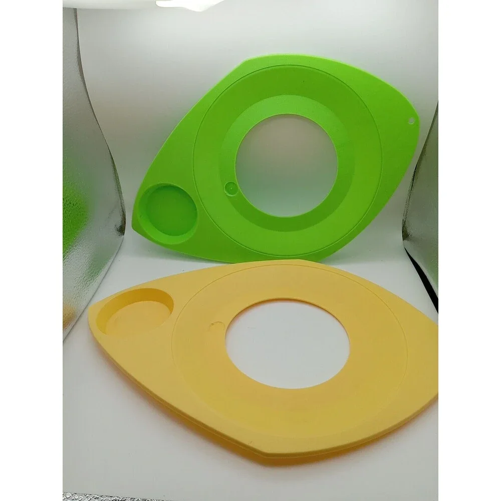 8 Vintage Paper Plate and Cup Holder Plastic Better Maid Yellow and Green MCM